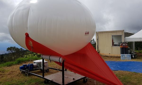 Ballon captif au sol. Site des orchidées.