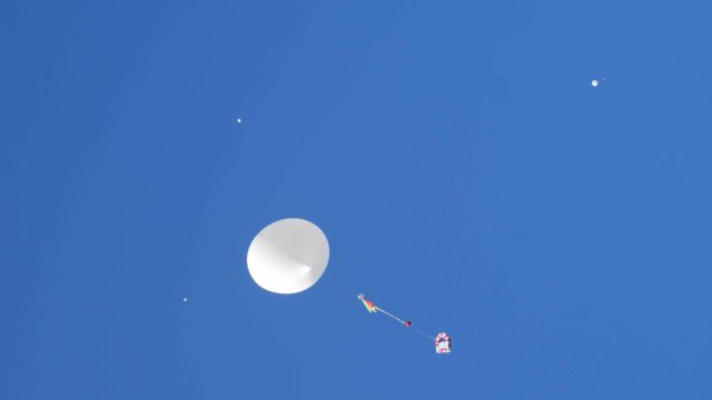Four meteorological balloons (carrying 3 AirCore and 1 Amulse) launched on February 5th 2020 from Reims-MDH (c) C. Crevoisier 2020 Four AirCores